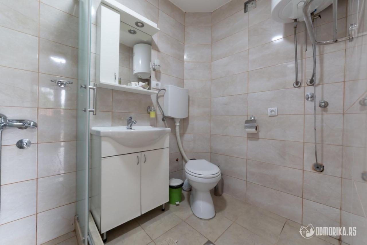 Apartmani Nina S Bajina Basta Buitenkant foto
