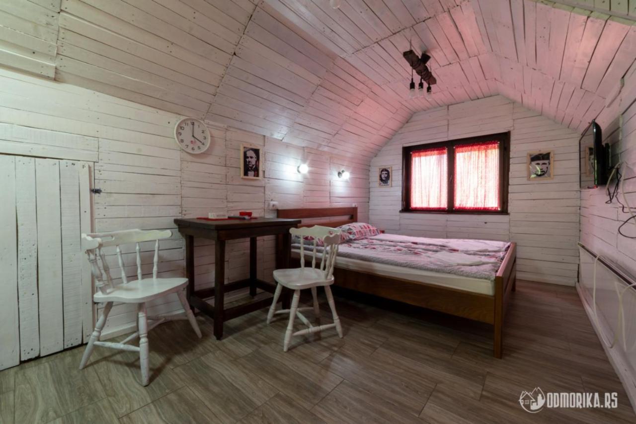 Apartmani Nina S Bajina Basta Buitenkant foto